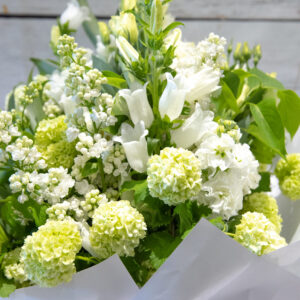 Sherbrooke – White Bouquet