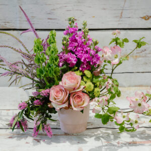 Pink Robin – Pastel Arrangement